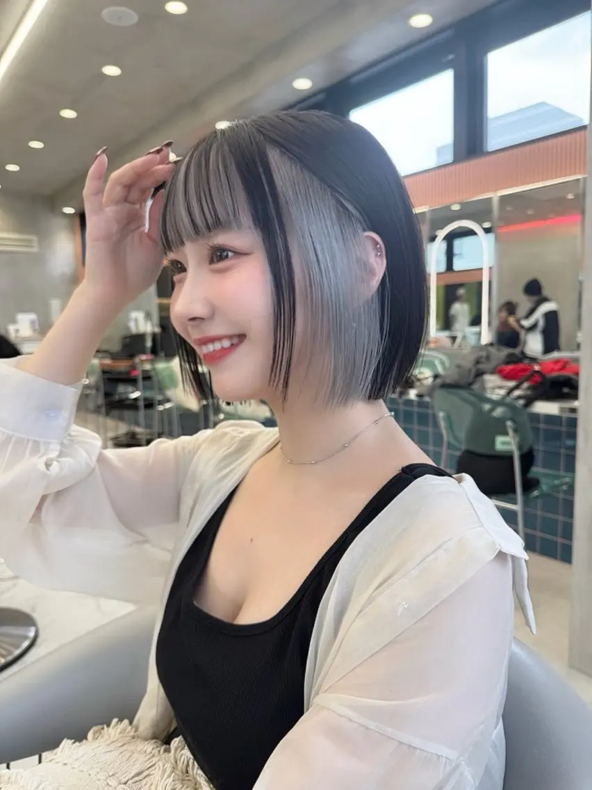 【💘今流行りのインナーカラークーポン💘】カット🇰🇷+インナーカラー+スチーム付きストリートメントの写真