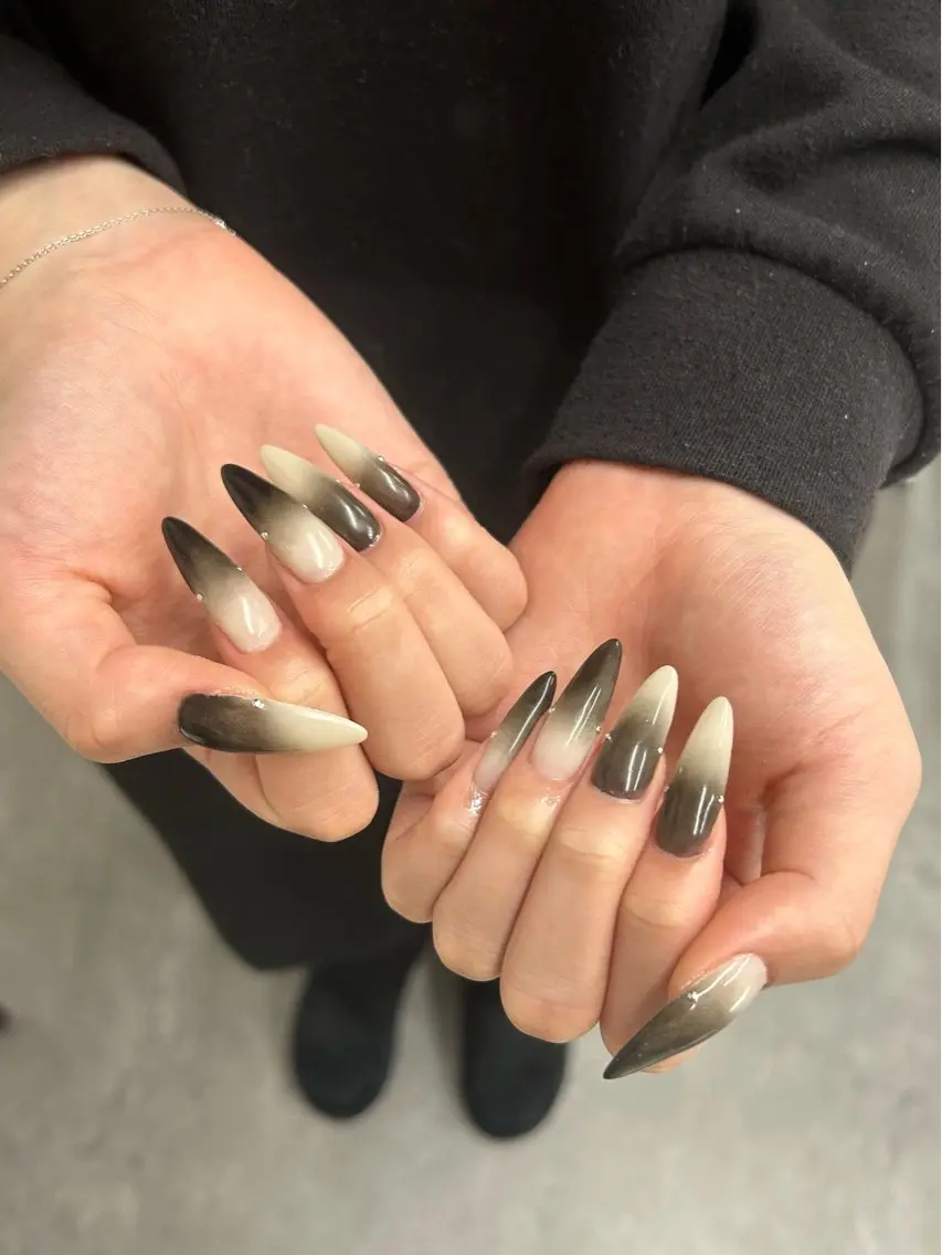 ネイル ハンドネイル haku 🤍のネイルデザイン