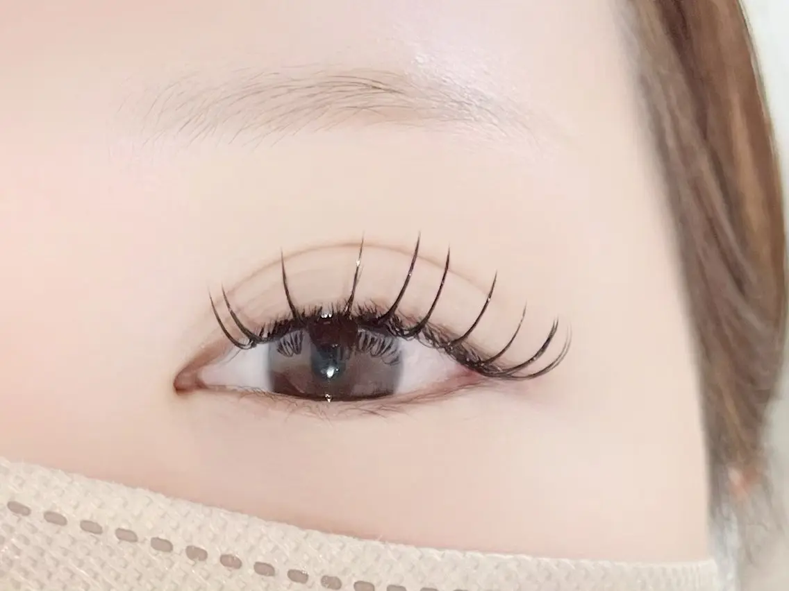 マツエク・マツパ フラットラッシュ マツエク 🤍comoda eye AKARIのマツエク・マツパデザイン