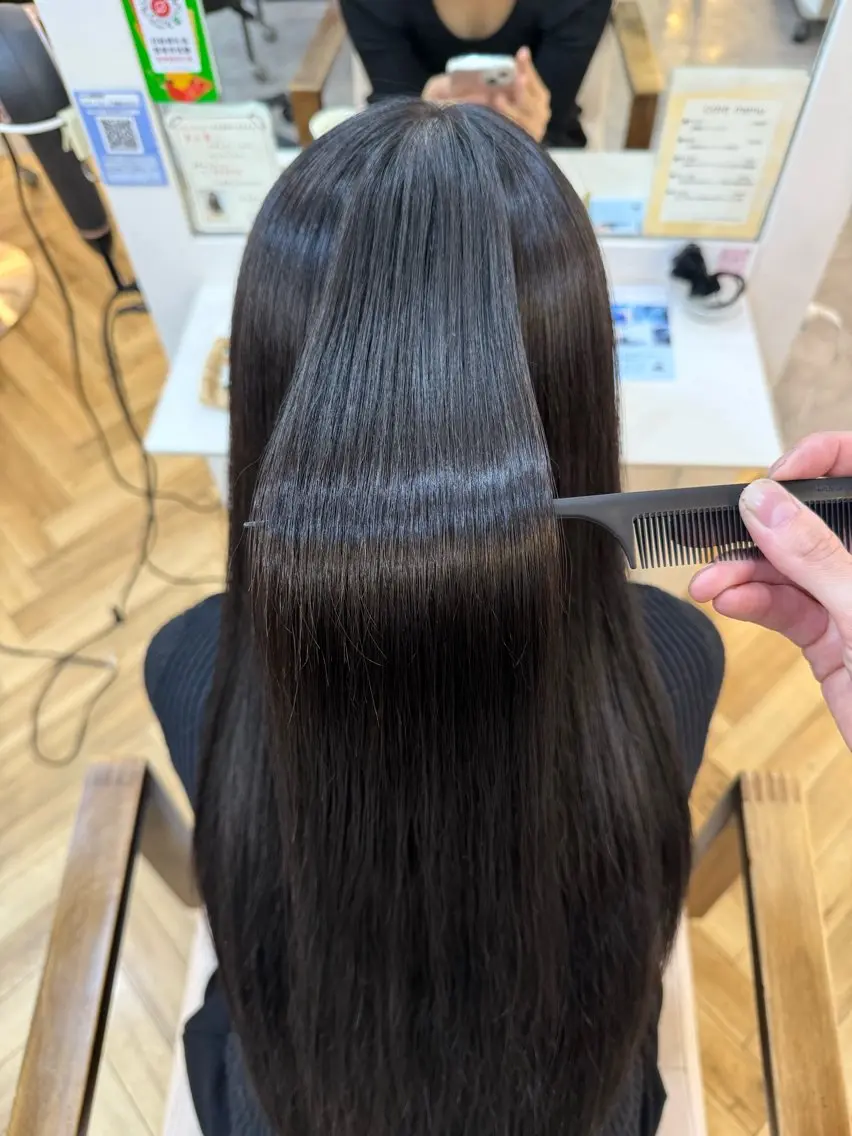 カット💇♀️➕カラー🎨➕ディ-プレイヤ-TR🧴➕炭酸頭浸浴🫧の写真