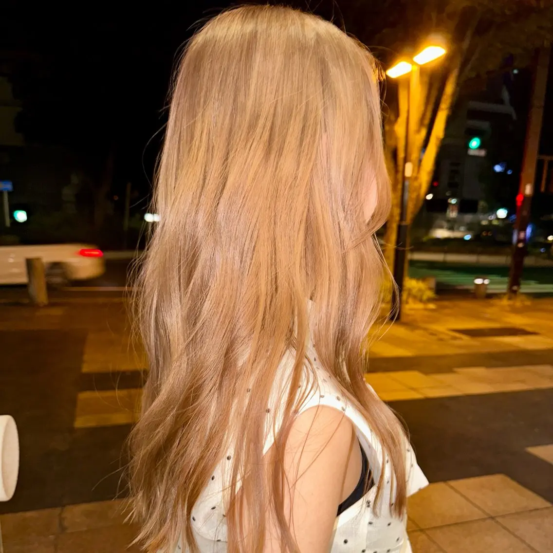 ロング カラー ベージュカラー ブリーチ ブロンド ブラウンカラー ケアブリーチ ヘアカラー yuki/ブリーチ/ JILLSTUDIOのヘアスタイル