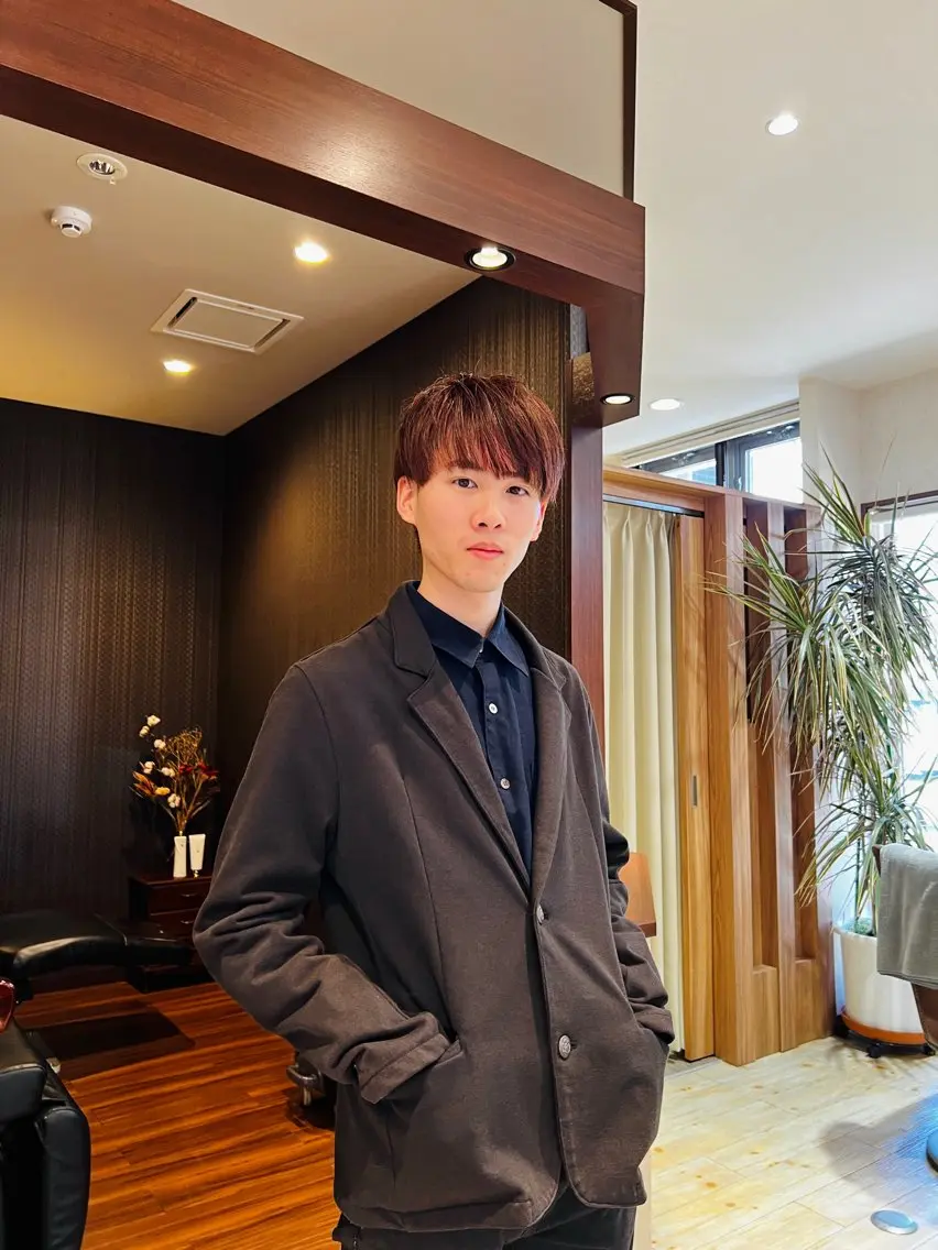 カラー メンズ メンズハイライト ベージュカラー ハイライトカラー ピンクカラー ピンクベージュ 高木 みよのヘアスタイル