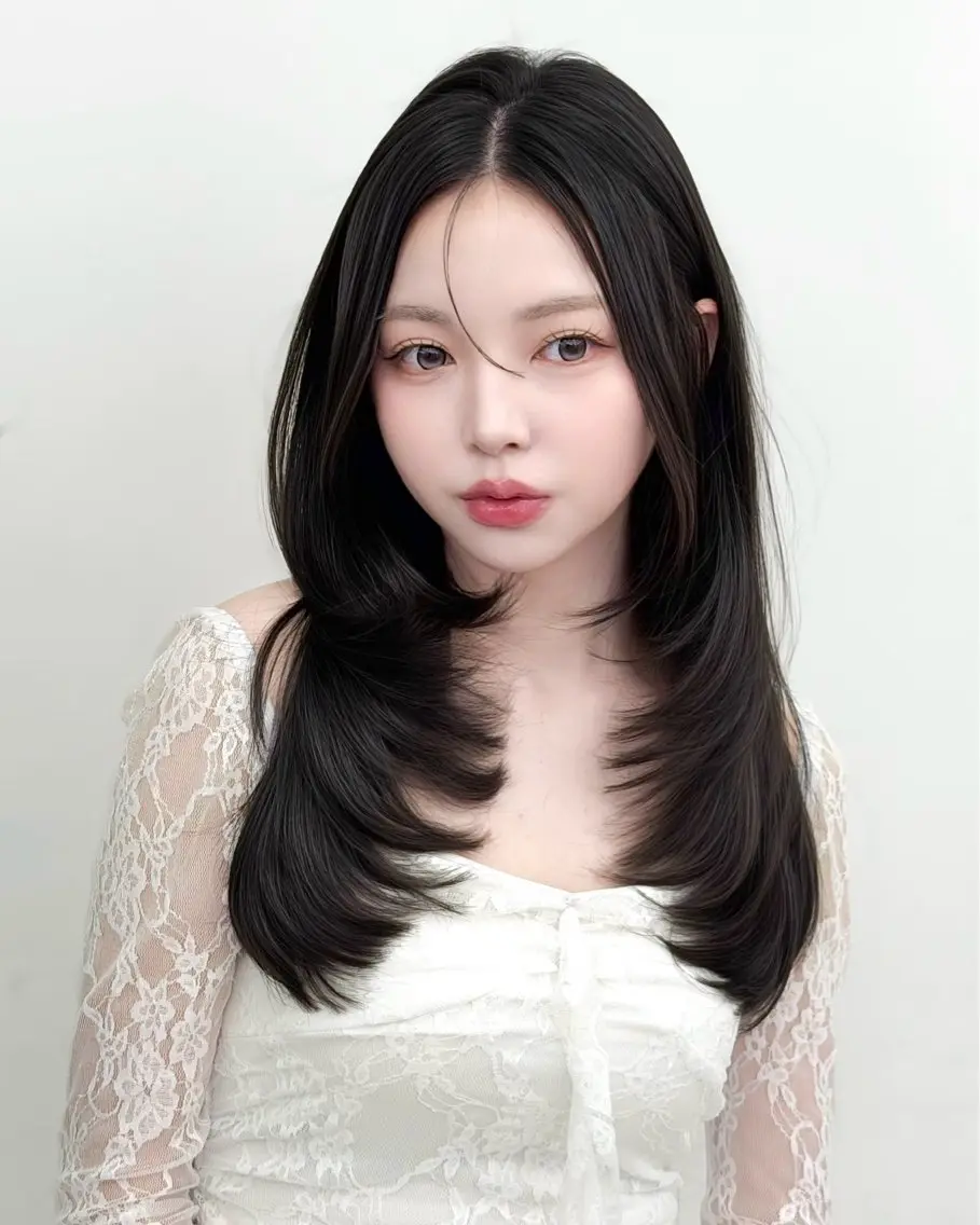 ロング カラー カット ヘアカラー トリートメント 韓国ヘア　紗希 🦋のヘアスタイル