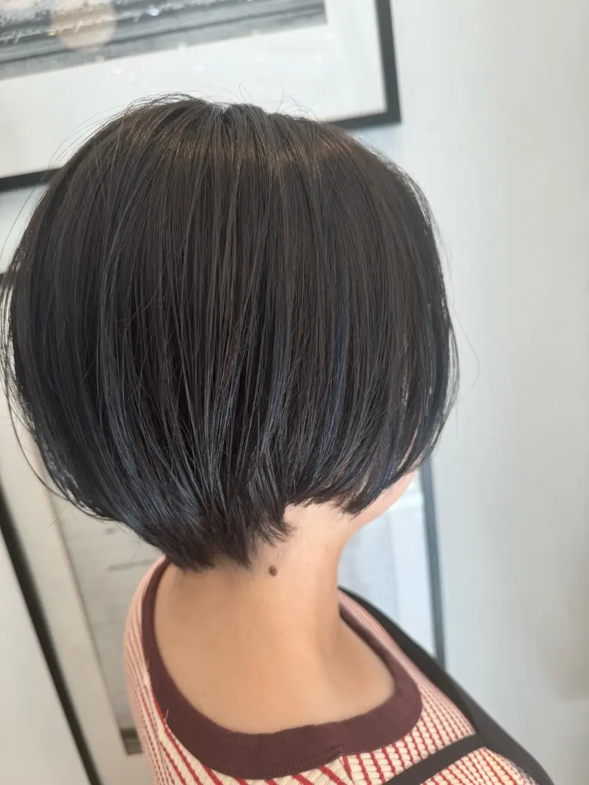 ショート カラー 塚本 昂のヘアスタイル