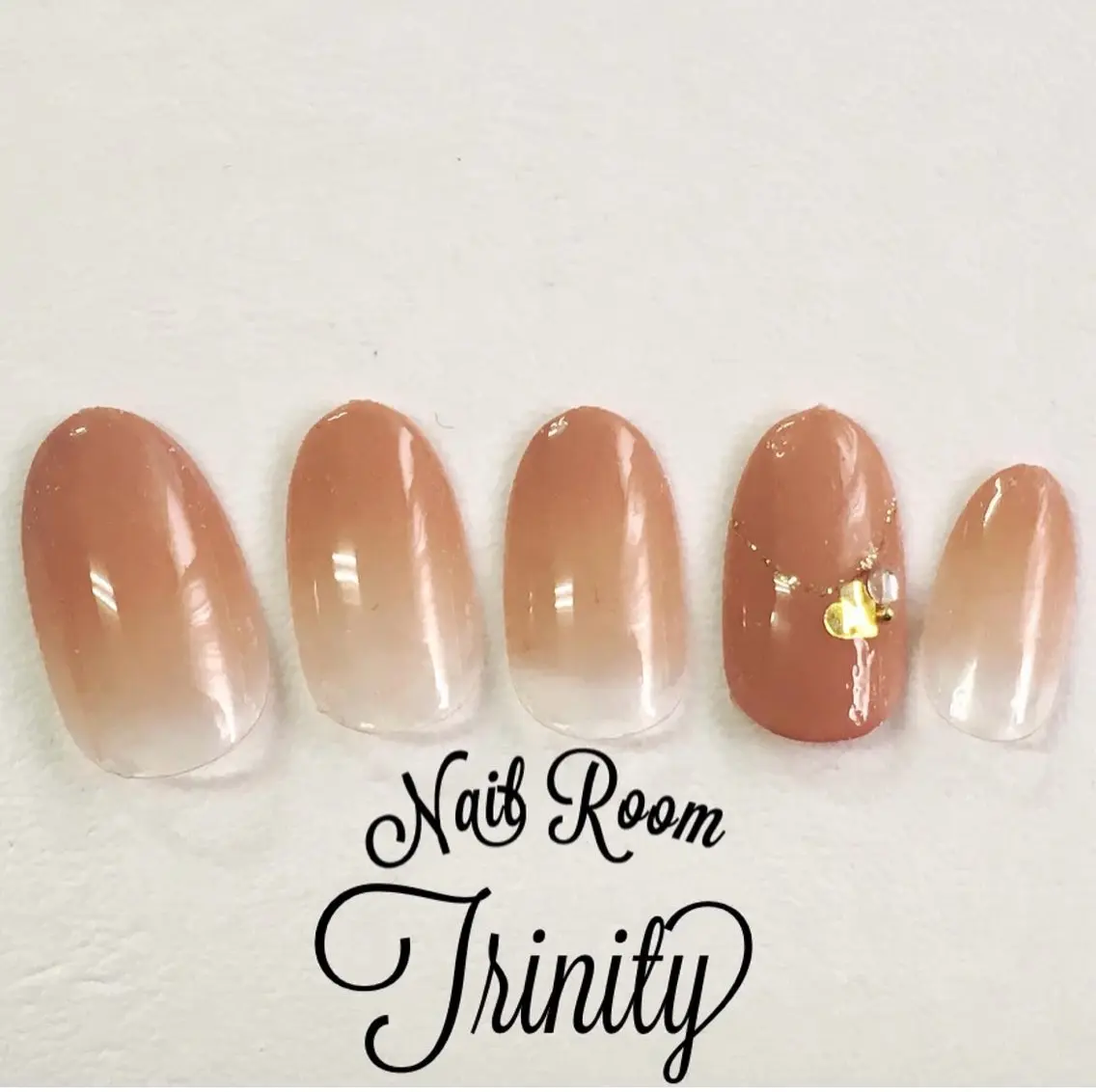 ネイル ハンドネイル Trinity ゆきのネイルデザイン