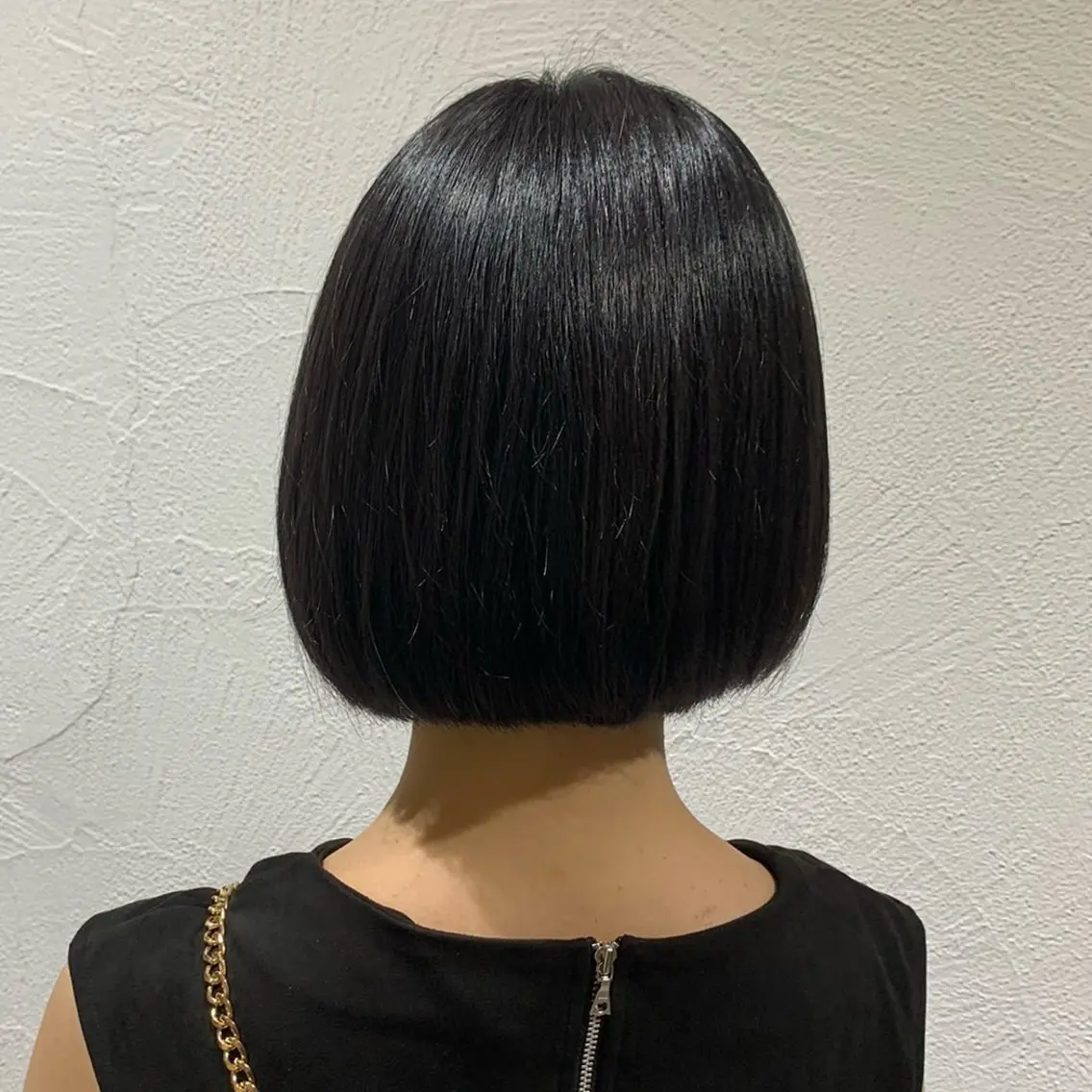 【‼️ミニモSALE大特価‼️】こだわりカット＋選べる艶カラー＋3stepシルクトリートメントの写真