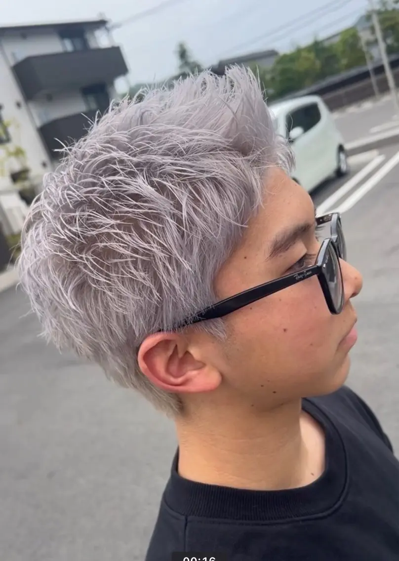 ショート メンズ スパイキーショート ショートヘア カット 奥村 悠晏のヘアスタイル