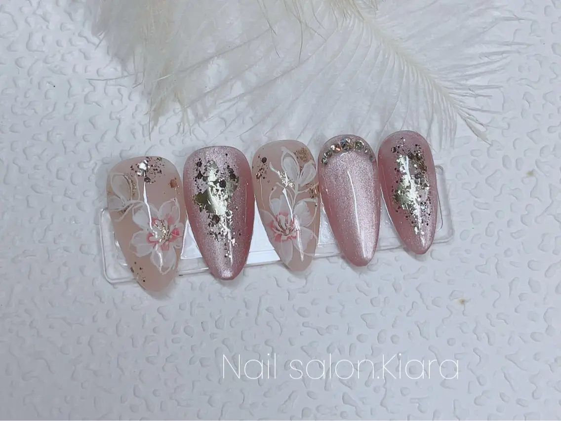ネイル 🍭Kiara Nail🍭のネイルデザイン