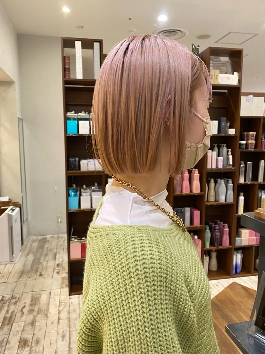 ショート 切りっぱなしボブ ボブ カット ヘアカラー 栗原 瑞稀のヘアスタイル