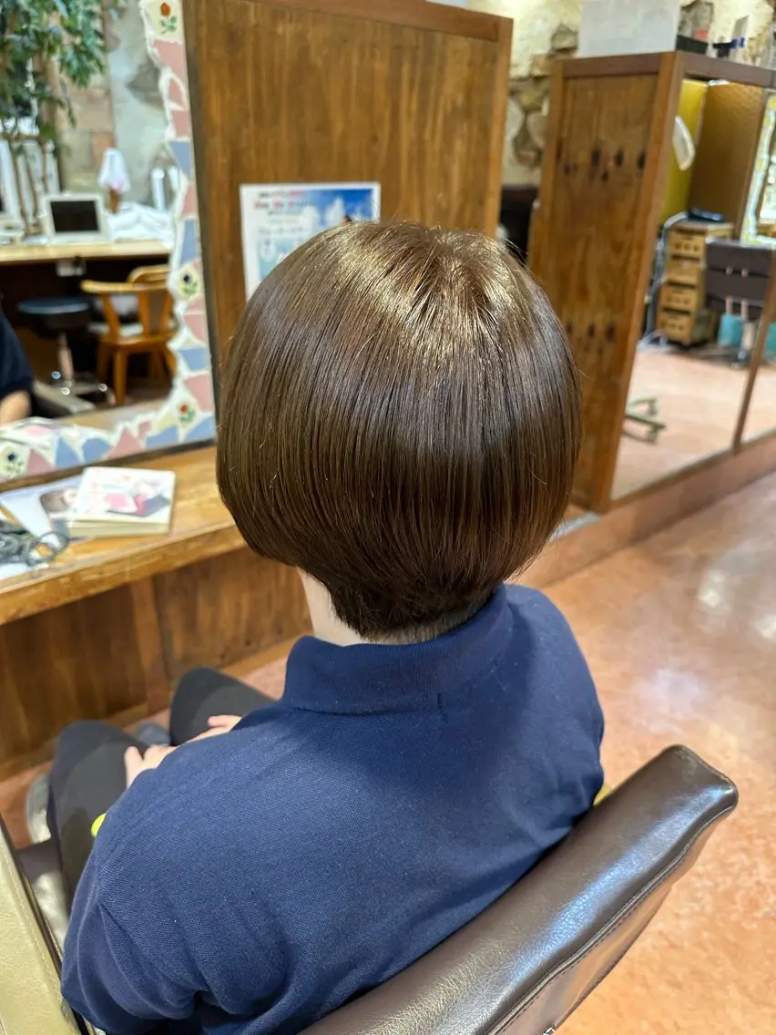カラー 保坂 彩月のヘアスタイル