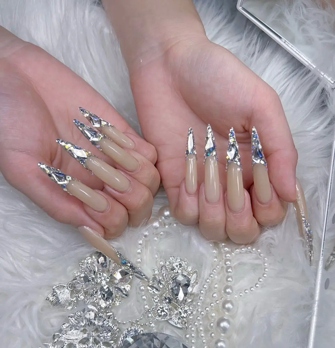 ネイル アートネイル オーロラネイル チークネイル 長さ出し フットネイル Miya _nailのネイルデザイン