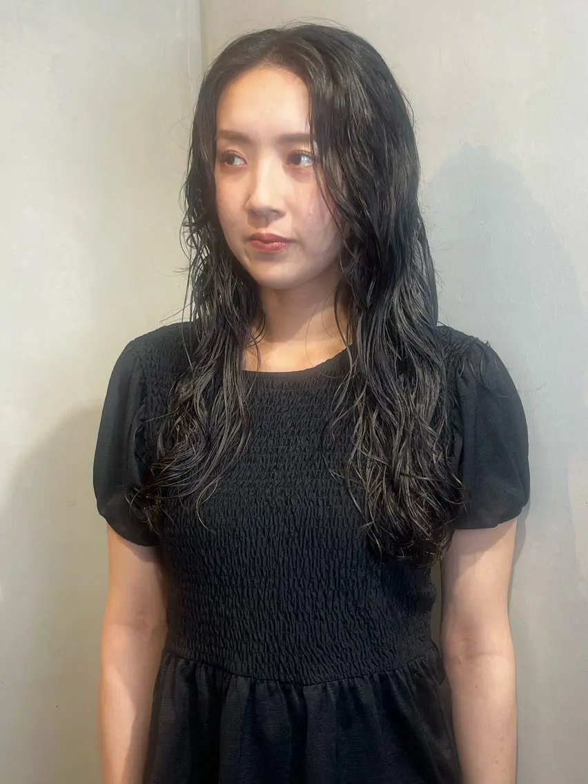 ロング パーマ Uo/透明感カラー /髪質改善のヘアスタイル