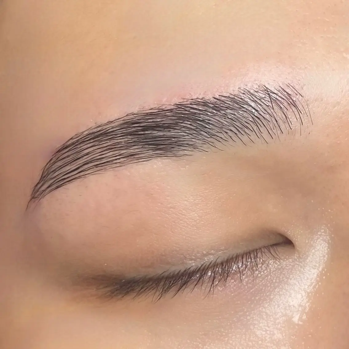 アイブロウ 梅田UNI BROW 凪咲🦋のマツエク・マツパデザイン