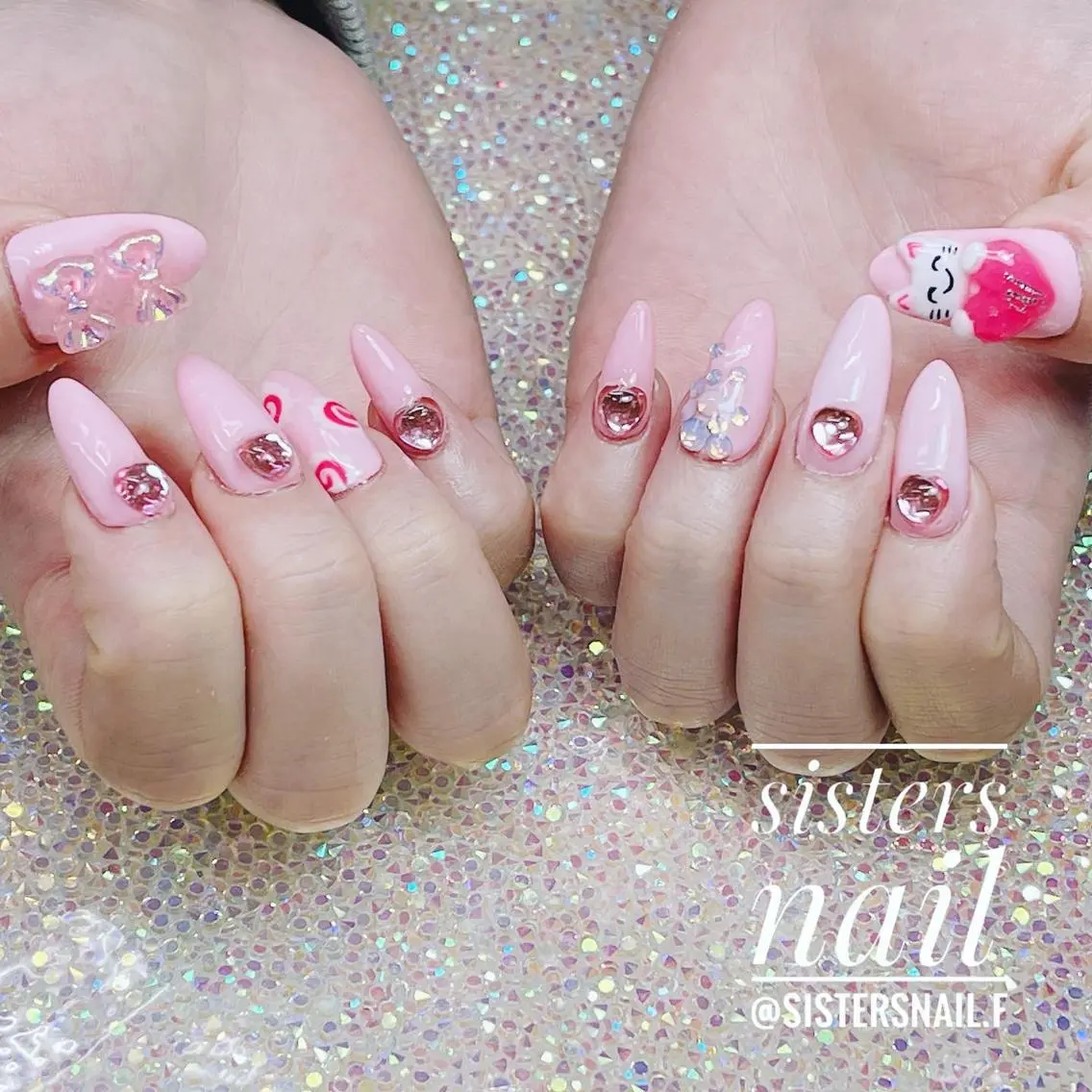 ネイル アートネイル ハート ピンク 冬ネイル ハンドネイル ハンドケア sisters nail.fのネイルデザイン