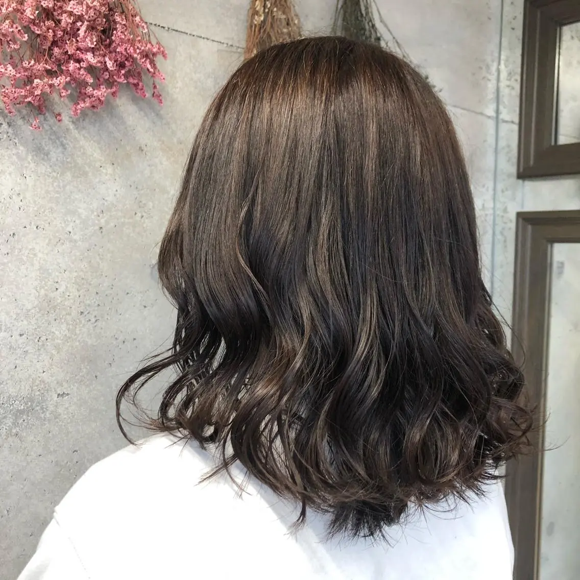 セミロング カラー ハイライトカラー ハイライト ヘアカラー wakana 【ブリーチカラー】のヘアスタイル
