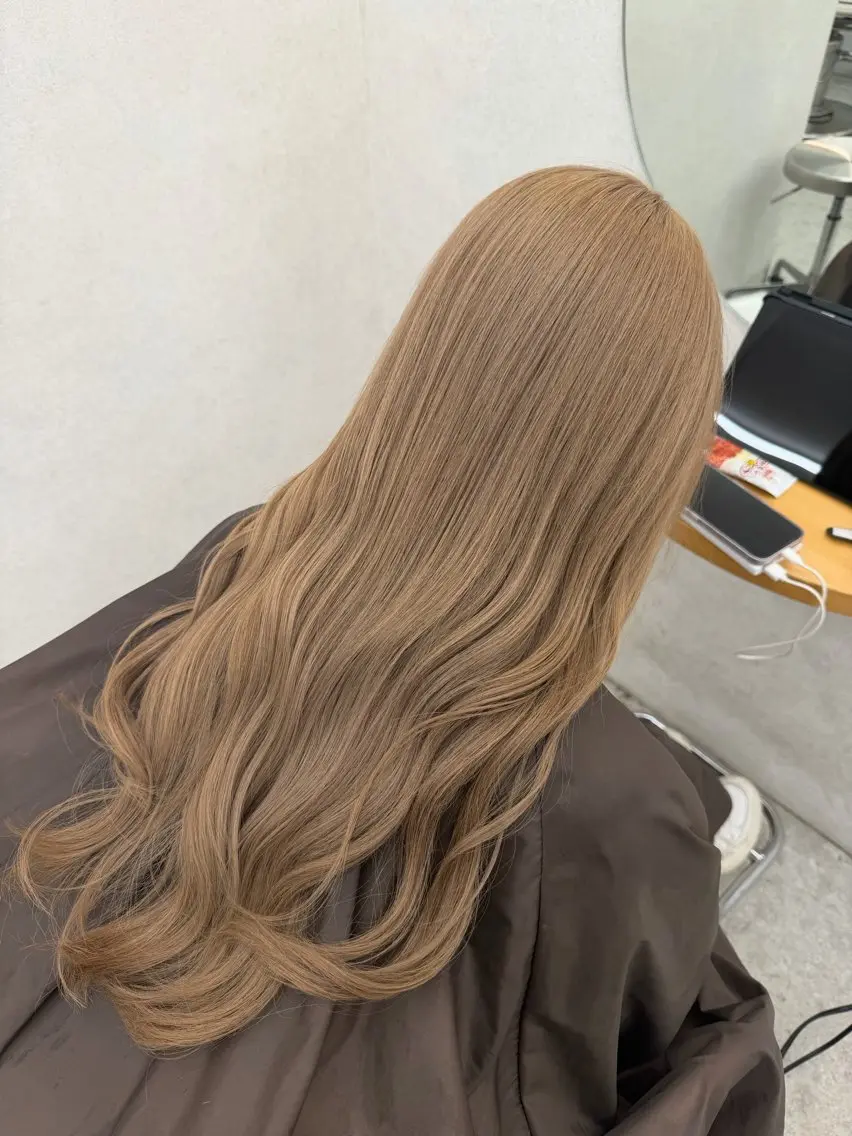 ロング ヘアカラー トリートメント 蔭山幸奈 /ミルクティー🌈のヘアスタイル