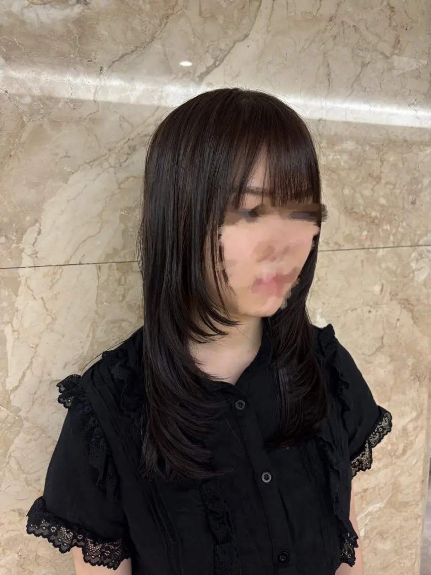 セミロング レイヤーカット YOFA hair mikuのヘアスタイル