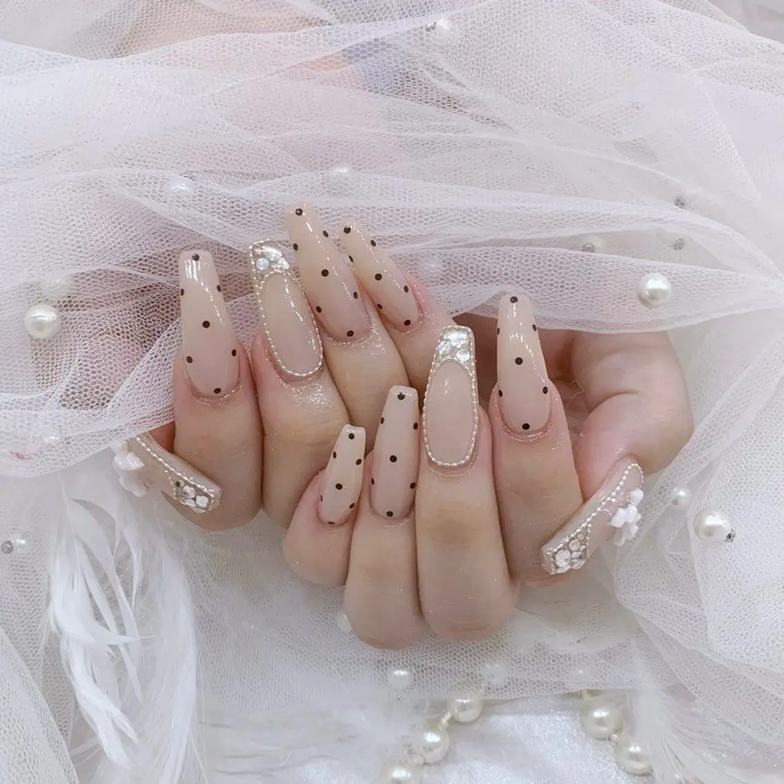 ネイル 韓国ネイル マグネットネイル 持ち込み ハンドネイル Mimi Nail_Royalのネイルデザイン