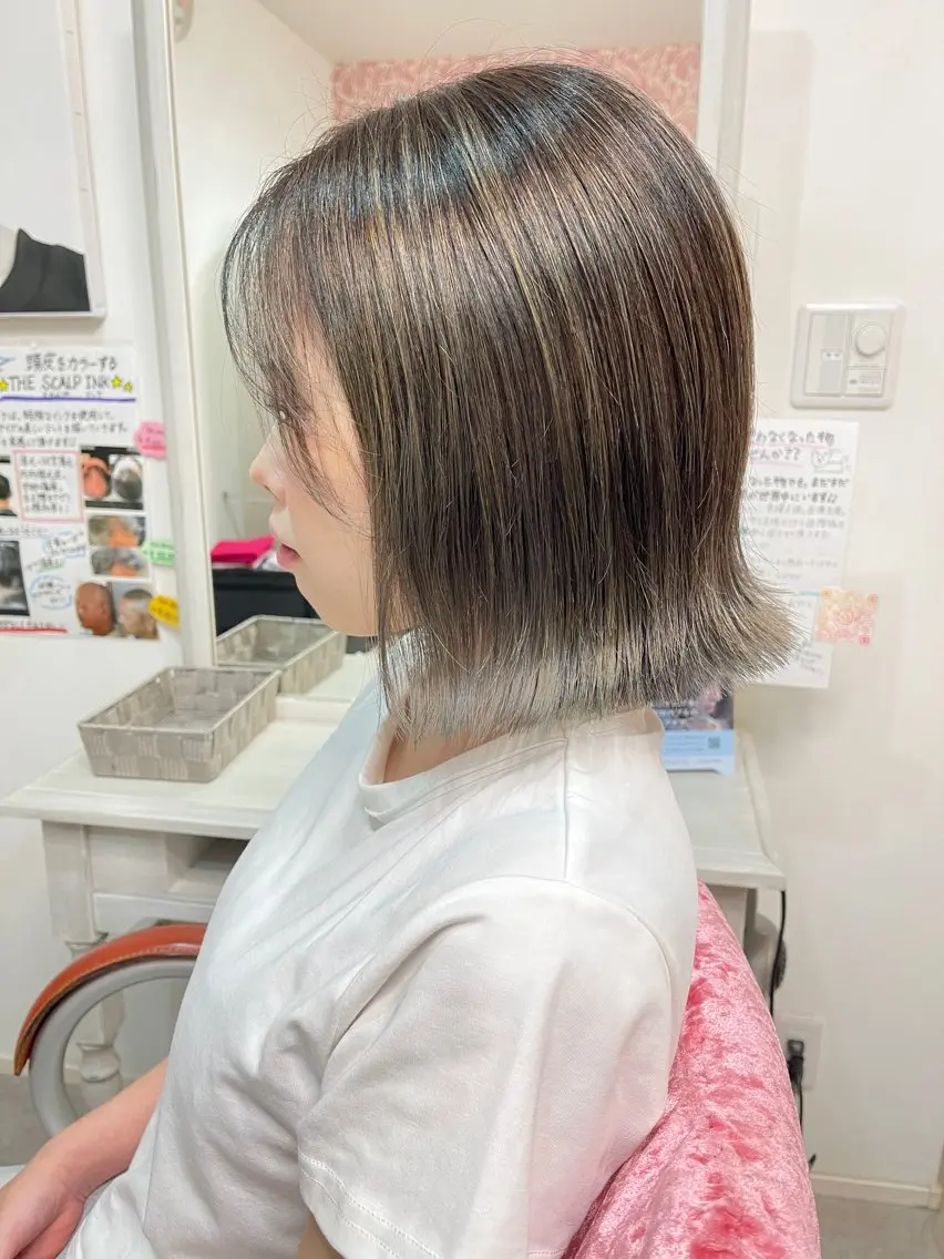 ミディアム レイヤーカット 女性理容師 黒岩　さちのヘアスタイル