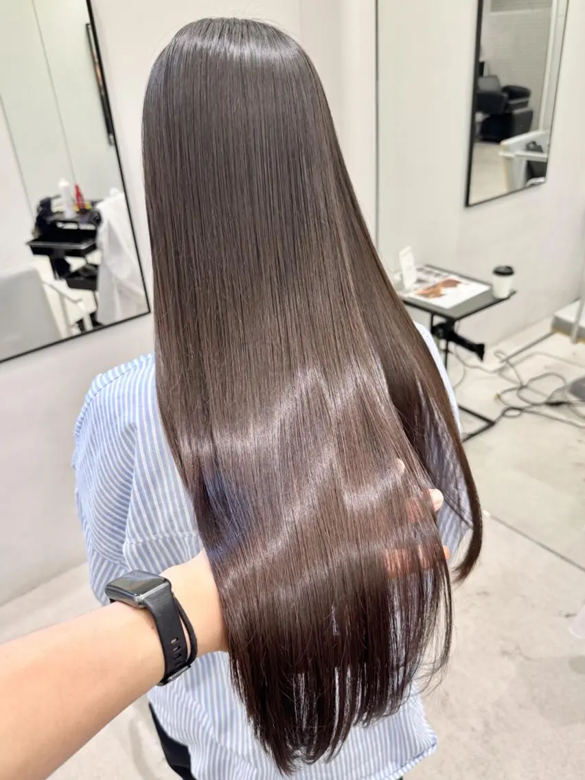 【ミニモ限定】カット+透明感カラー+髪質改善酸熱トリートメントの写真