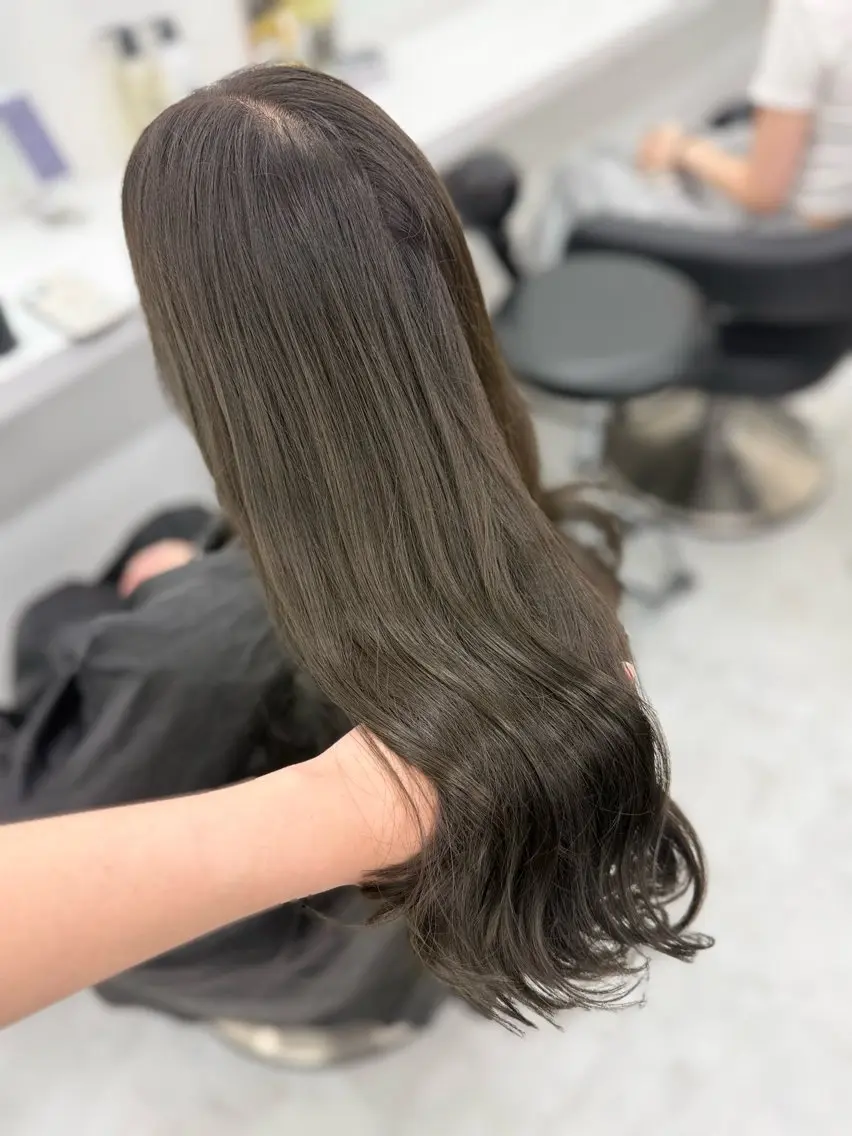ロング カラー カット ヘアカラー 🥂上品ワンホンヘア 🥂nozomiのヘアスタイル