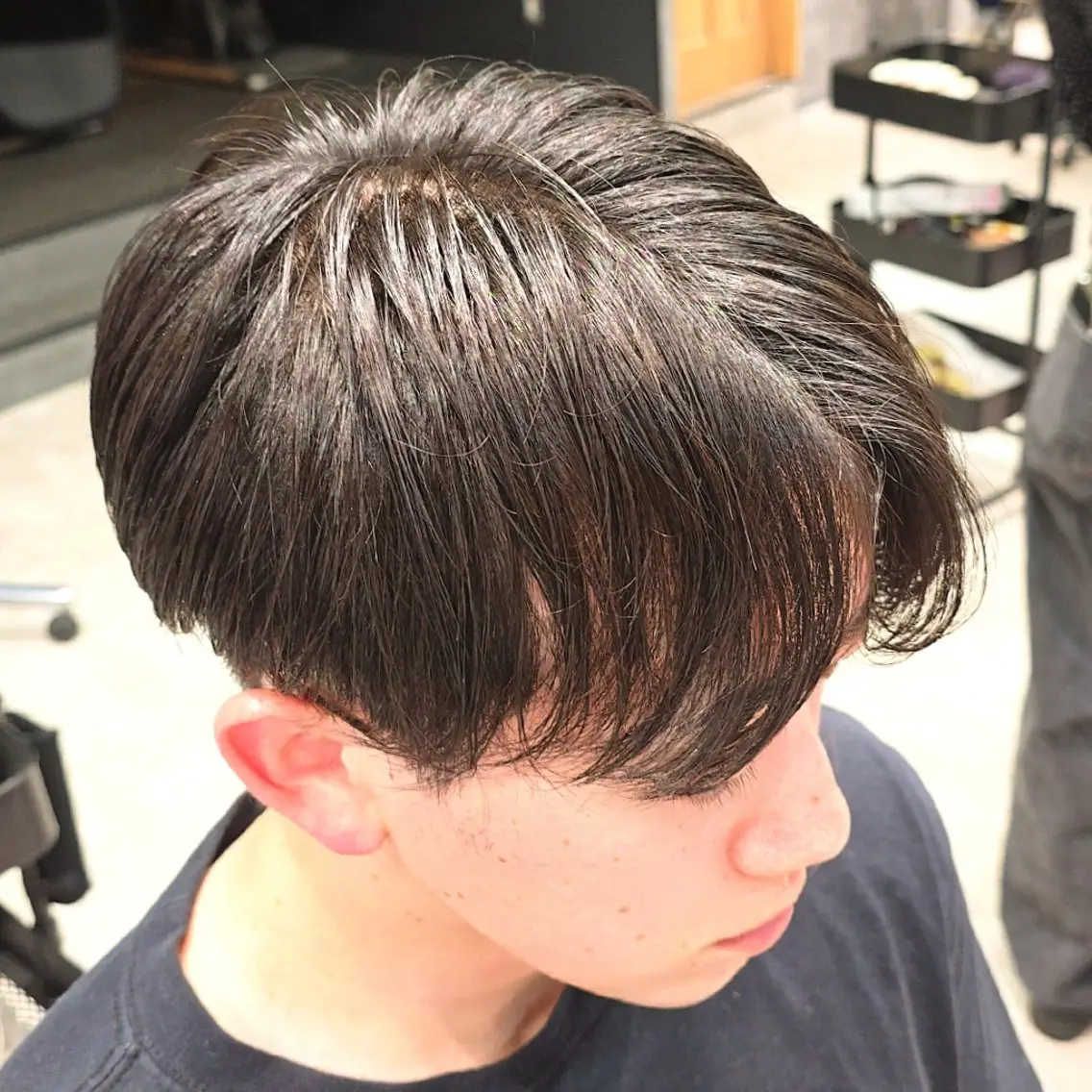 パーマ メンズ センターパート メンズパーマ カット パーマ 理想のスタイルへ✂️ メンズ美容師 長谷川のヘアスタイル