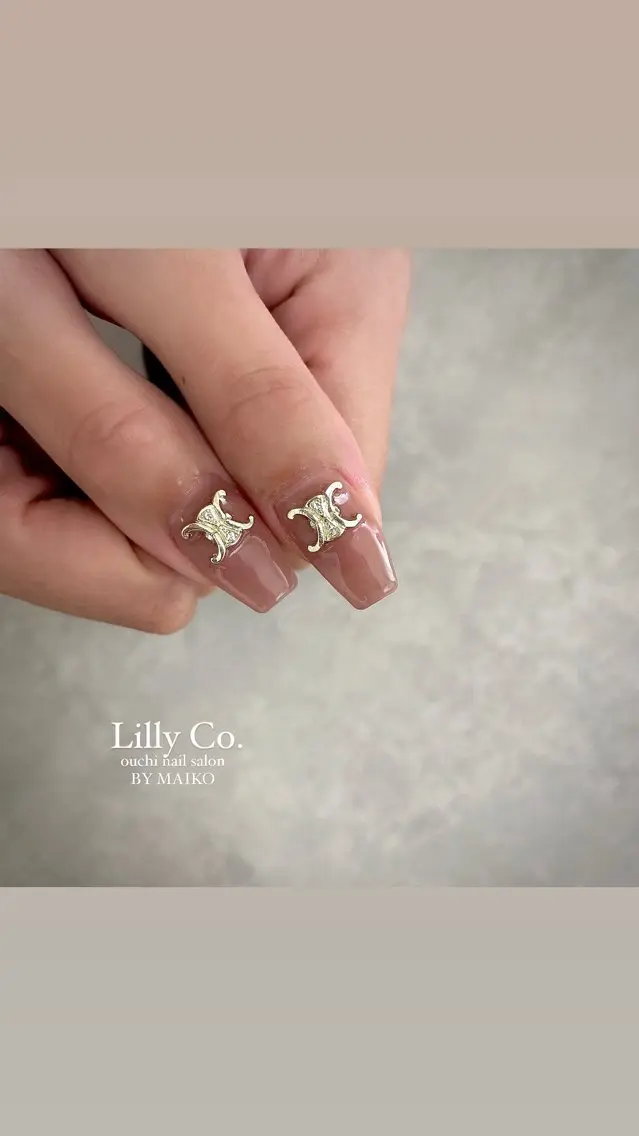 ネイル ハンドネイル ハンドケア Lilly Co.のネイルデザイン