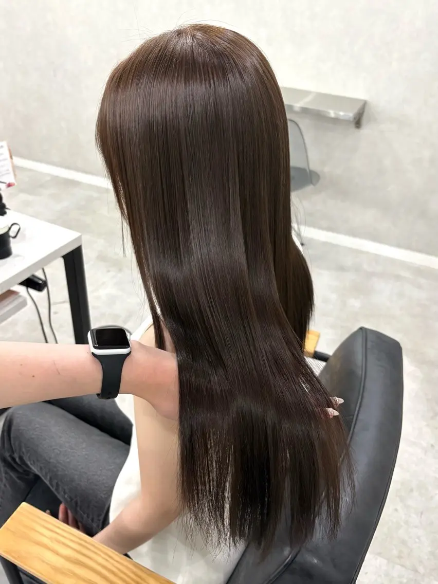ロング カラー パーマ 縮毛矯正 カット 縮毛矯正 トリートメント 盛れる顔まわり✨🎀 レイヤー別所好葉のヘアスタイル