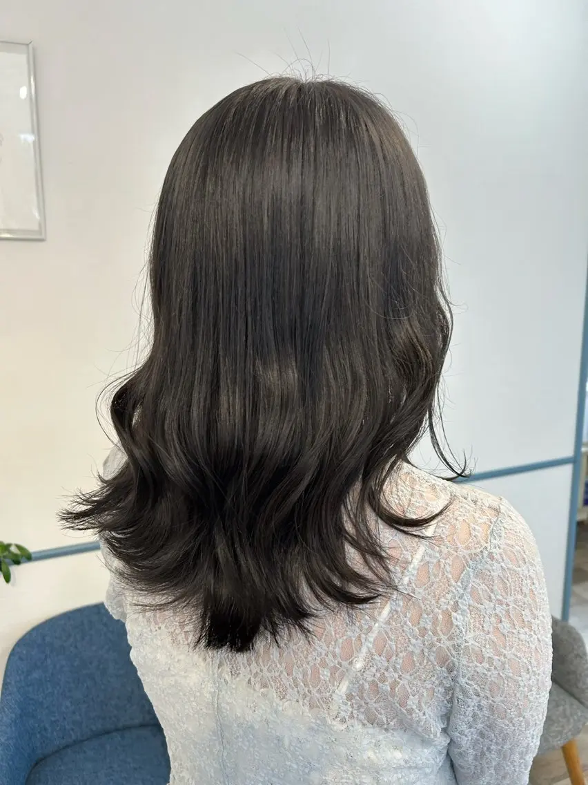 ミディアム カラー カット ヘアカラー 青木 優雅のヘアスタイル