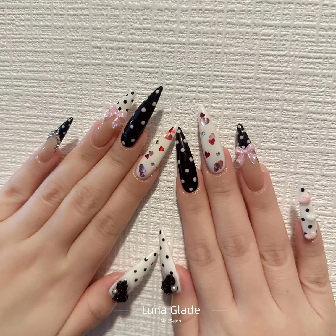 ネイル ハンドネイル Luna Gladeのネイルデザイン