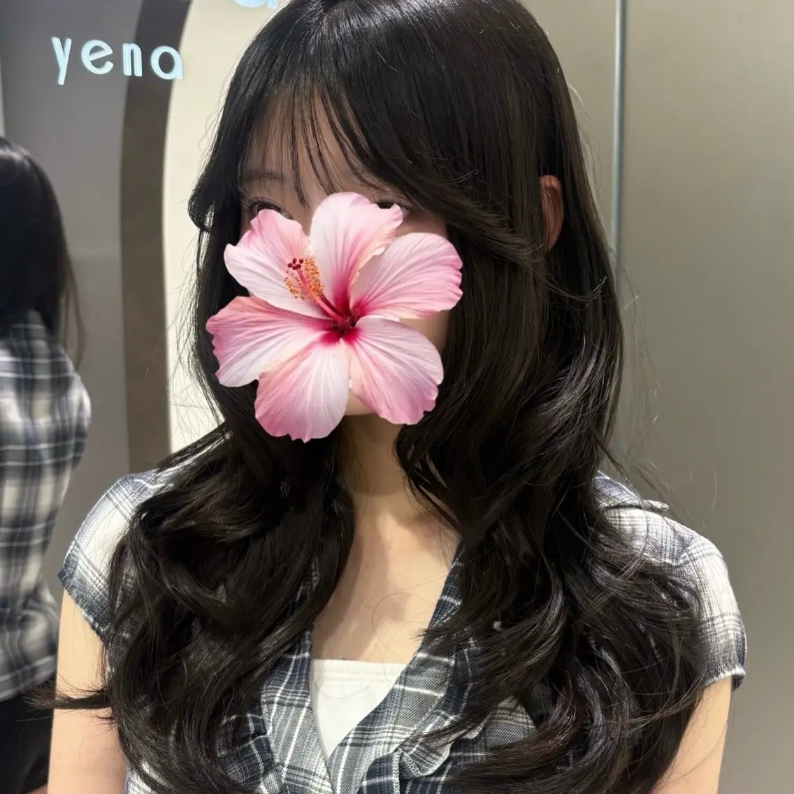 🎀人気No.3🎀似合わせカット+地毛風縮毛矯正の写真