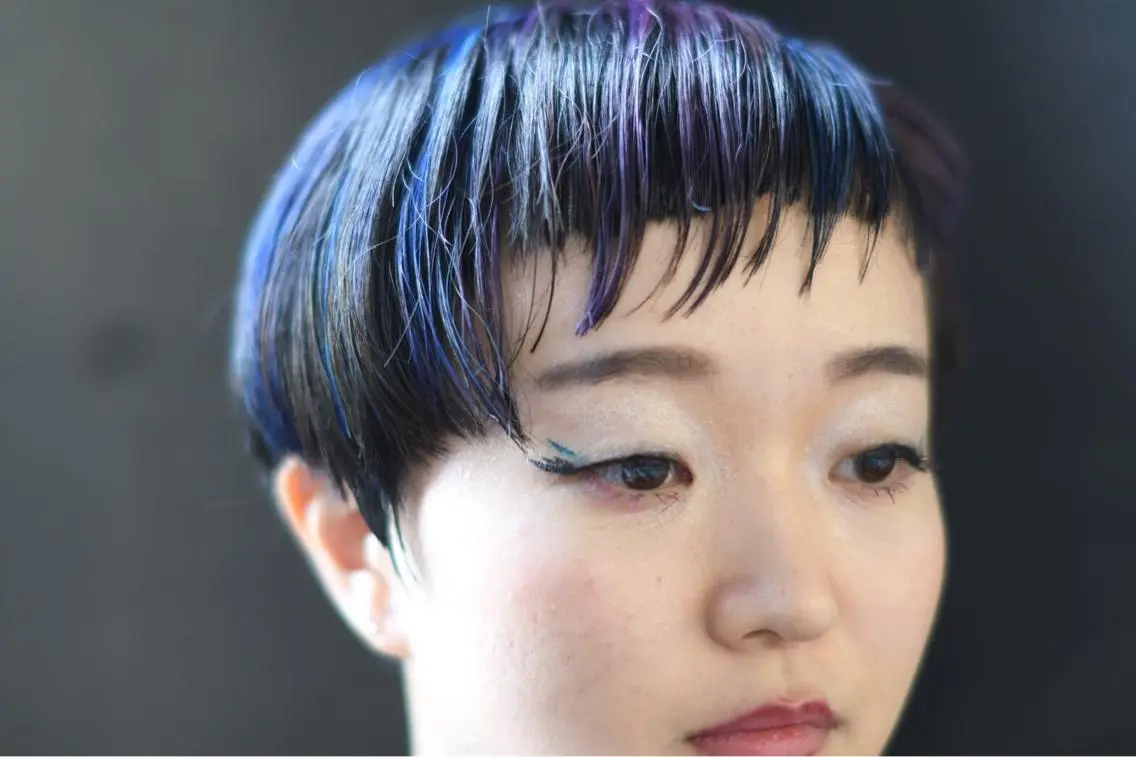 ショート カラー バイオレットカラー kawabe maikoのヘアスタイル