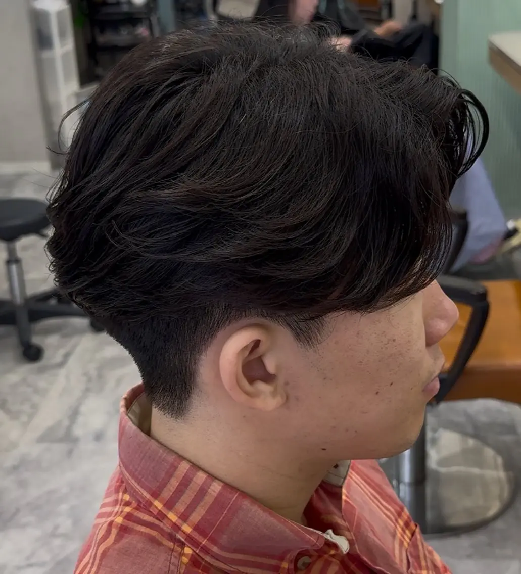 パーマ メンズ フェザーパーマ メンズパーマ ニュアンスパーマ カット パーマ ニュアンスパーマ/ メンズパーマ/いつきのヘアスタイル