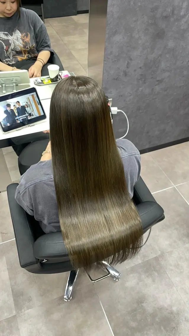 ロング カット ヘアカラー トリートメント CYNTHIADUE 店長| IRISUのヘアスタイル