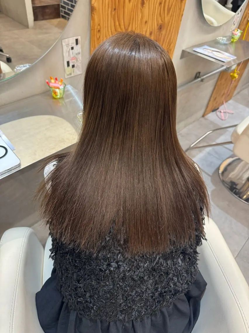 カラー 🌙ヘーゼルベージュ レイヤーカット🌙のヘアスタイル