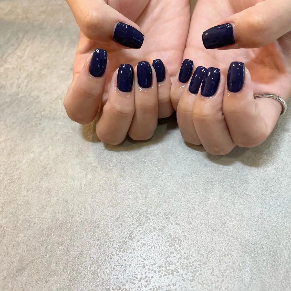 ネイル ネイビー Nail Salon Gummi.のネイルデザイン