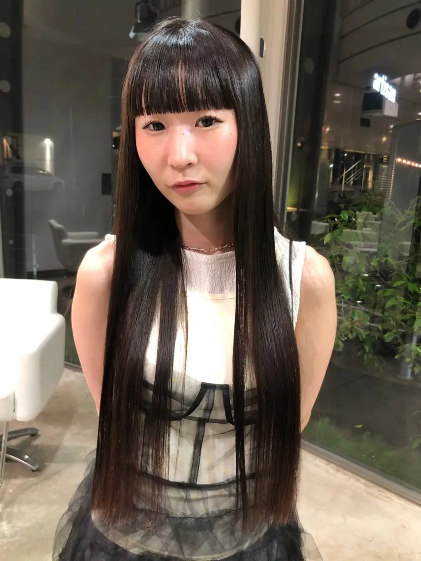【髪質改善🌱】カット+ストレート(縮毛矯正)の写真