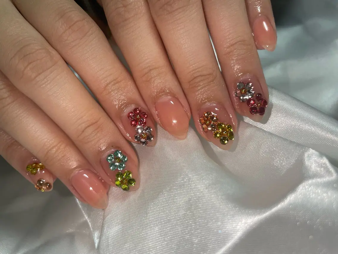 ネイル ハンドネイル nail トゥレのネイルデザイン