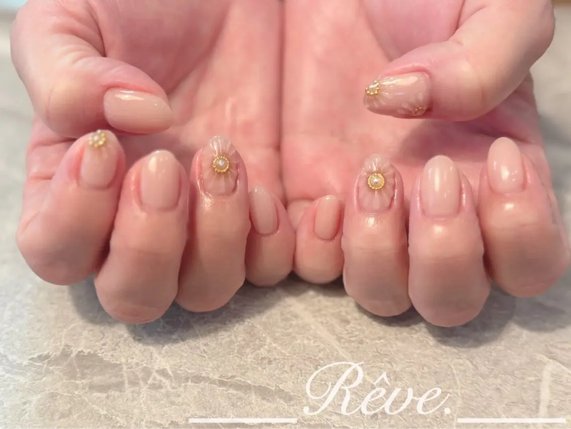 ネイル Reve. 黒澤のネイルデザイン