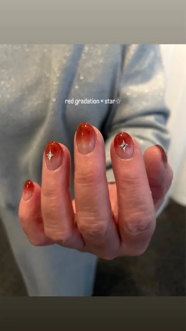 ネイル グラデーション 赤色 ハンドネイル MASHU /サヤnail♡のネイルデザイン
