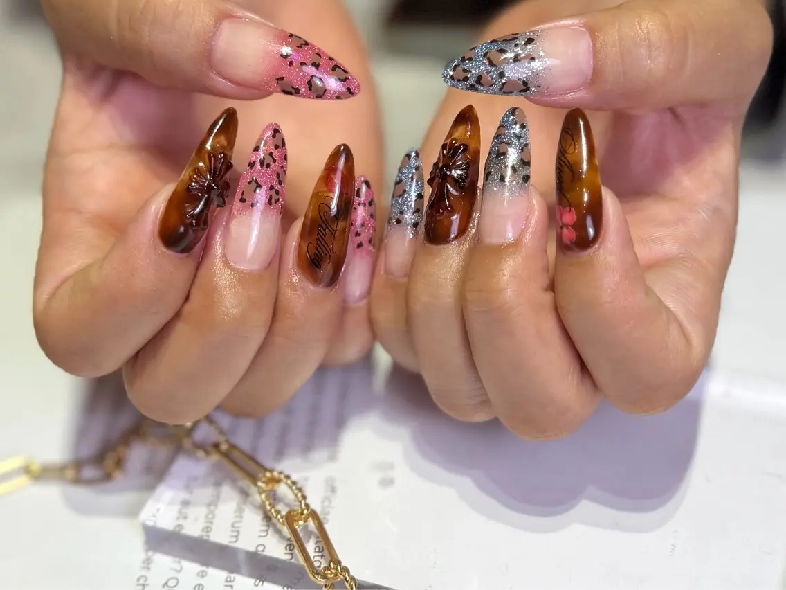 ネイル べっ甲ネイル ハンドネイル Mnailsalon フィルイン対応サロンのネイルデザイン