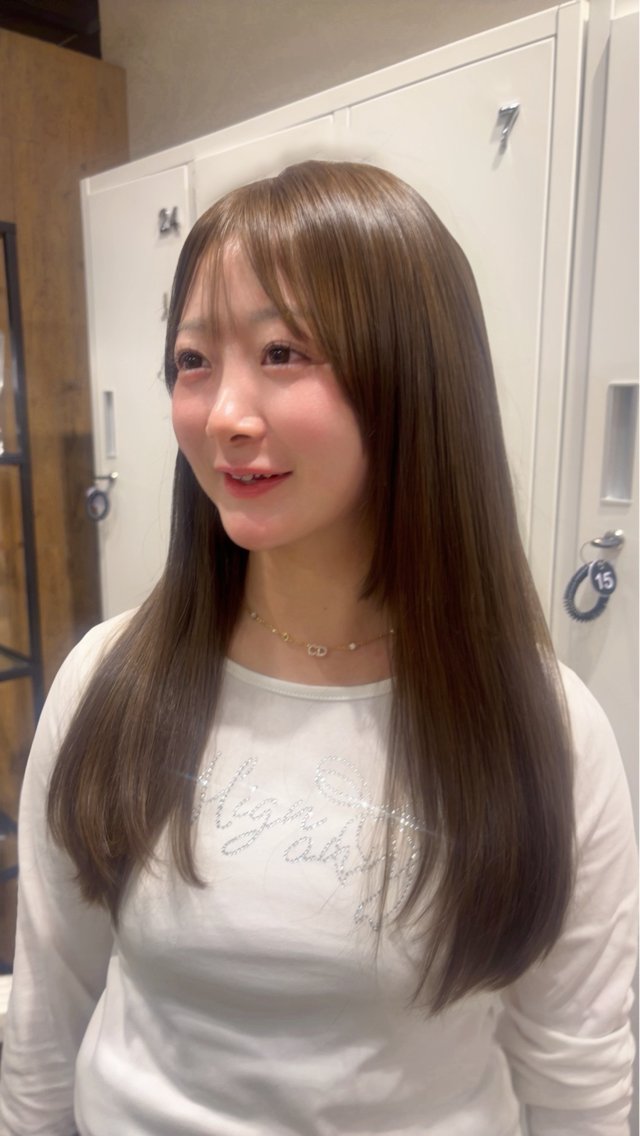 ロング カラー 髪質改善 カット ヘアカラー トリートメント Koharu🍓 ベージュ/艶髪カラーのヘアスタイル
