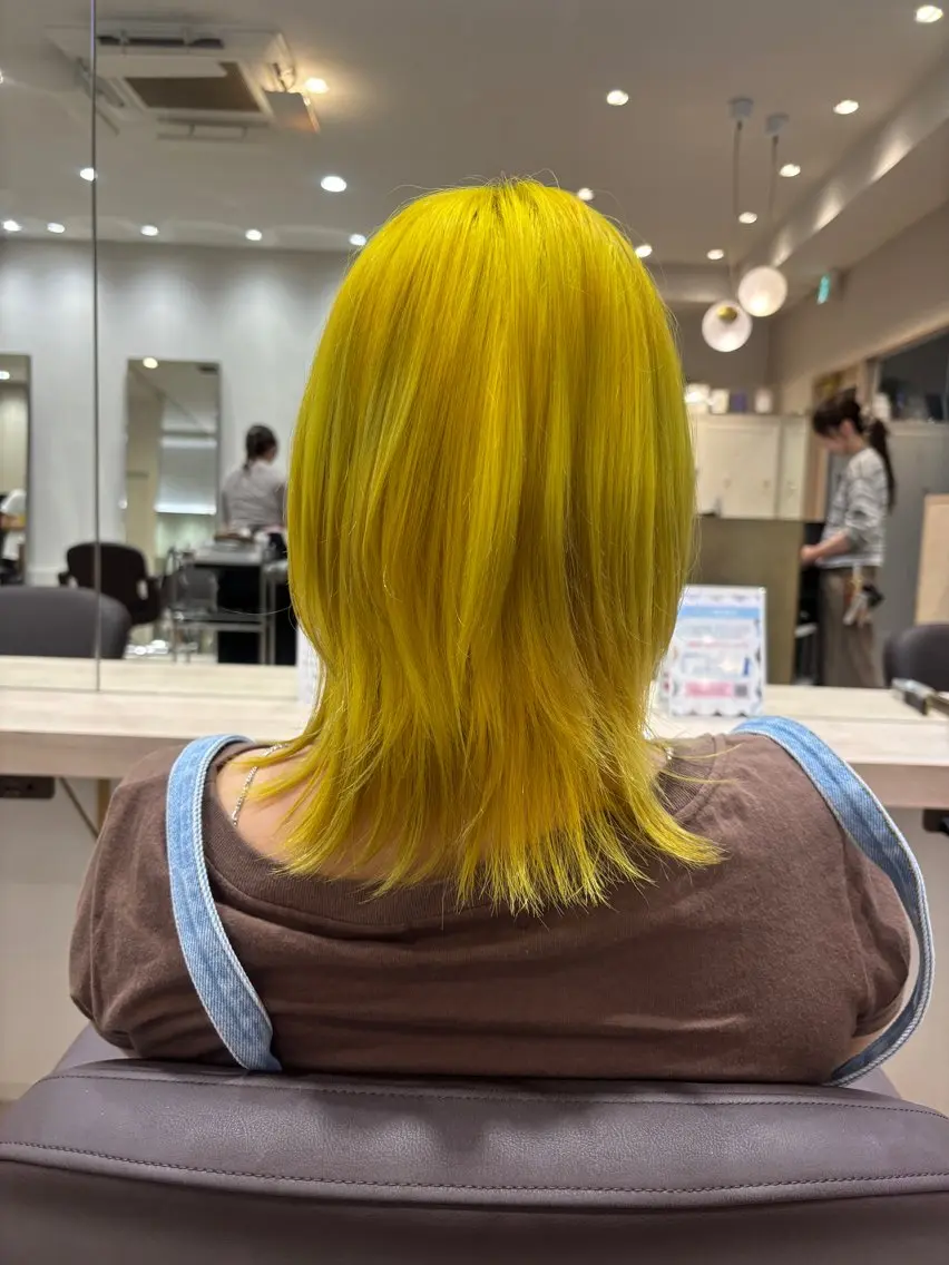 ショート カラー ヘアカラー トリートメント 🍒透明感×艶カラー 🍒こなんのヘアスタイル