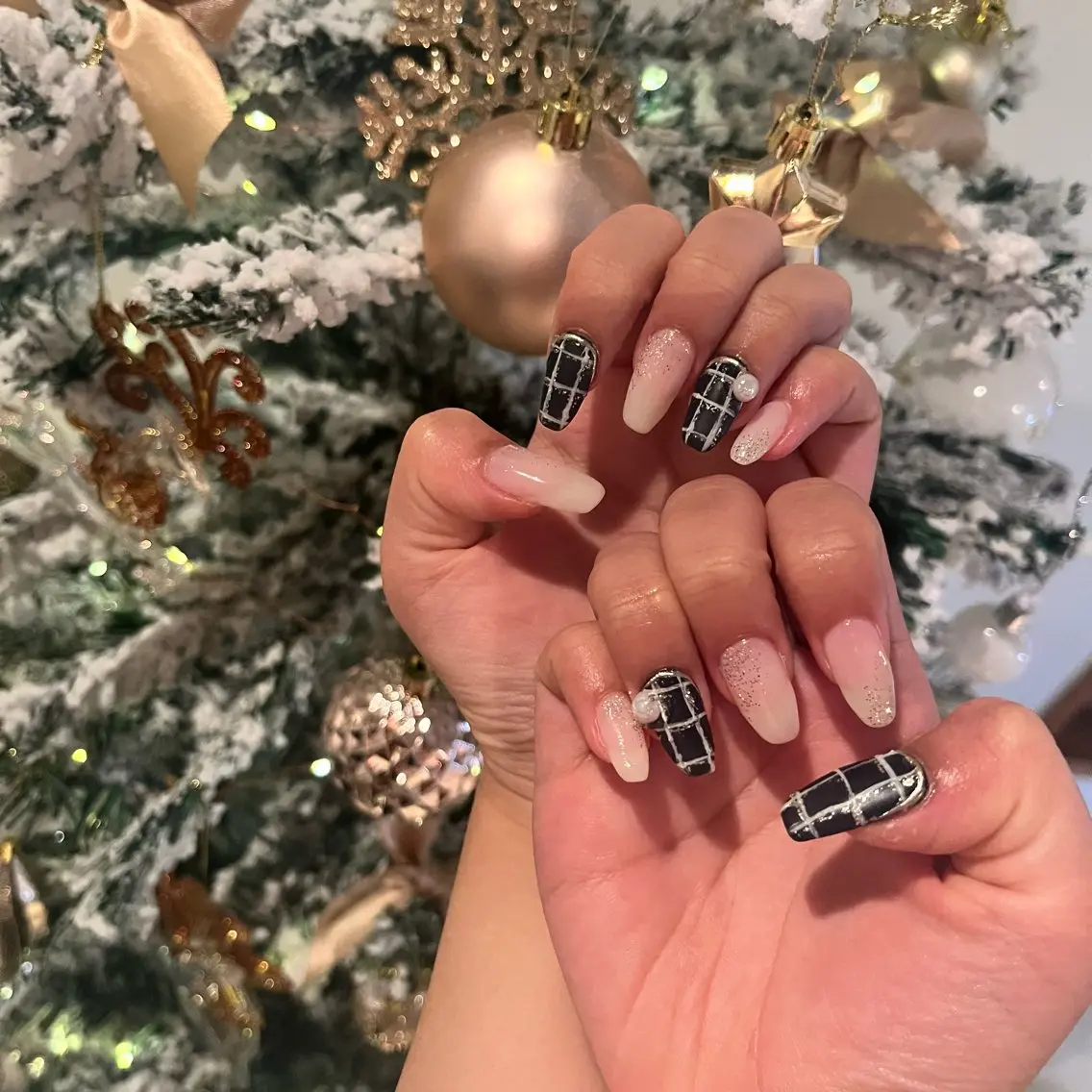 ネイル ネイビー 冬ネイル クリスマス DariL Ayaのネイルデザイン
