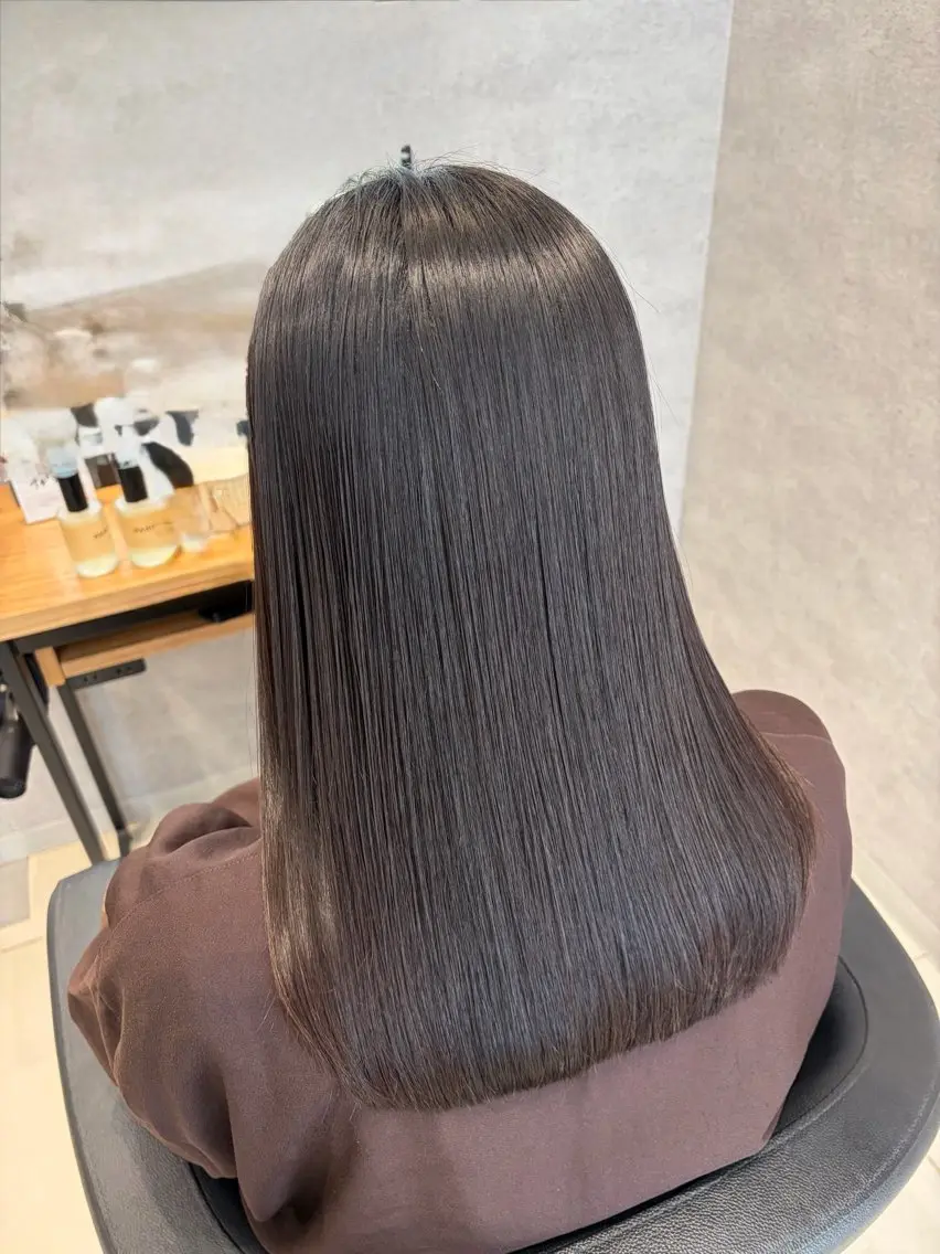 ロング カット 縮毛矯正 トリートメント 飯塚 竜之介のヘアスタイル