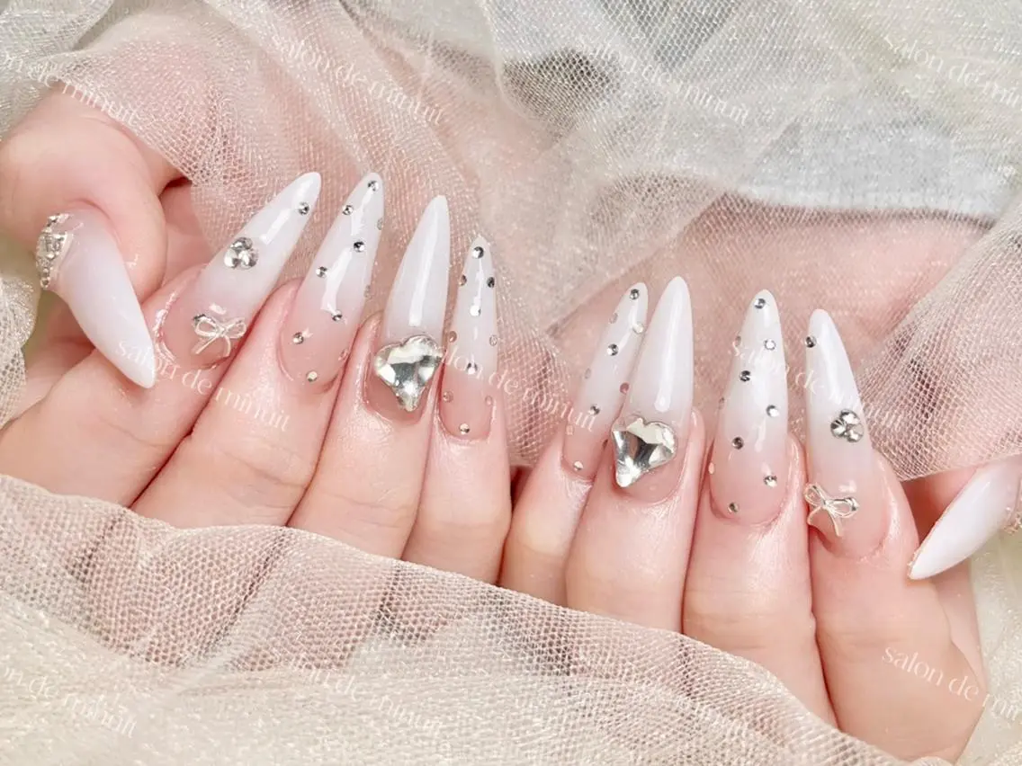 ネイル Kin 🦋のネイルデザイン