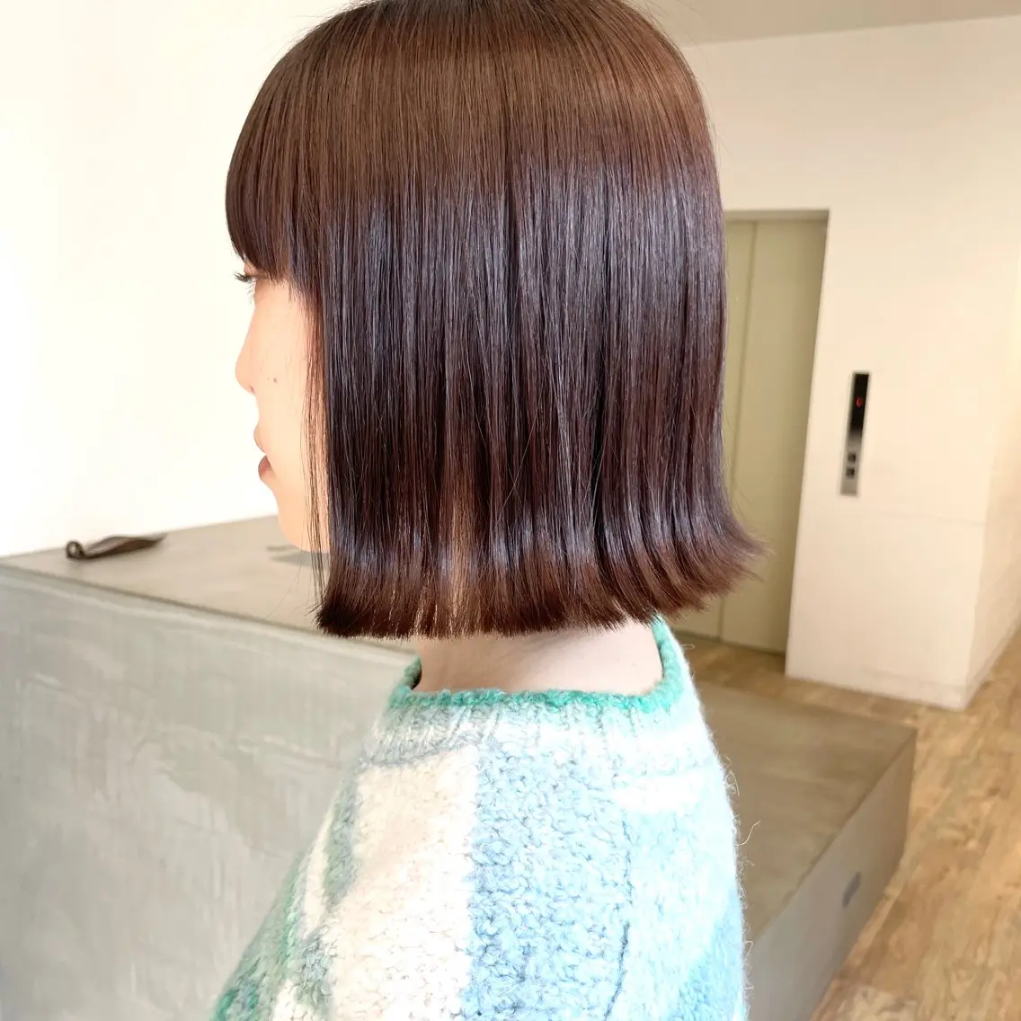 ショート カラー 切りっぱなしボブ ブラウンカラー ボブ 髪質改善 似合わせカット カット ヘアカラー 縮毛矯正 トリートメント 艶髪/髪質改善 ナカムラのヘアスタイル