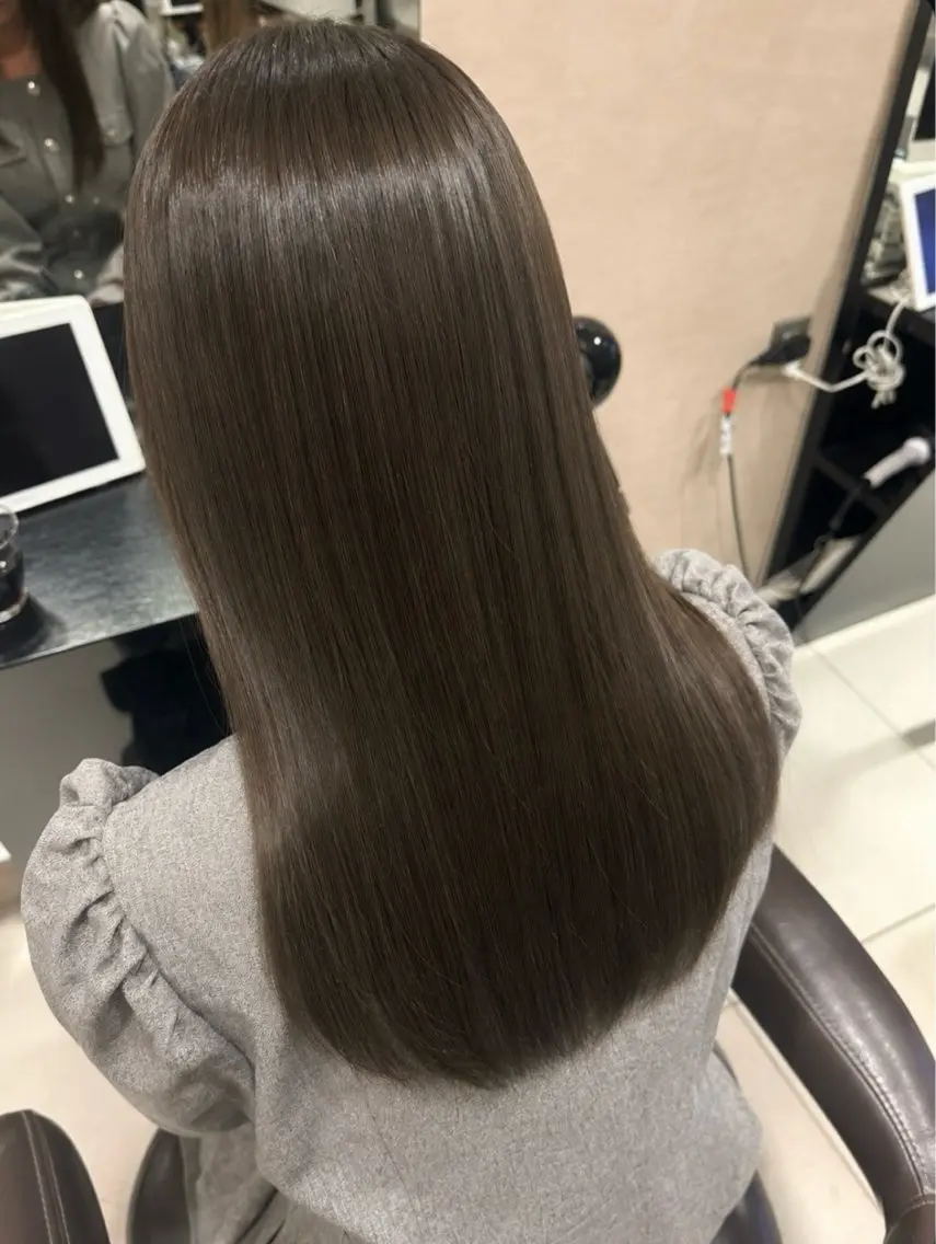 ロング カット ヘアカラー トリートメント 艶カラー/縮毛矯正 🩶Kai🐏のヘアスタイル