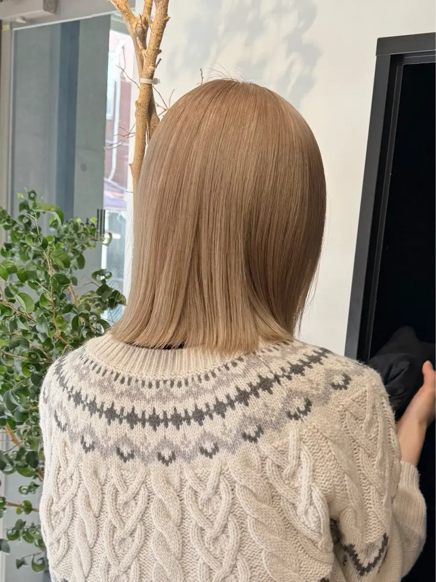 ミディアム カラー カット ヘアカラー トリートメント 色落ち綺麗透明感カラ /ボブ/ナカツヒカルのヘアスタイル
