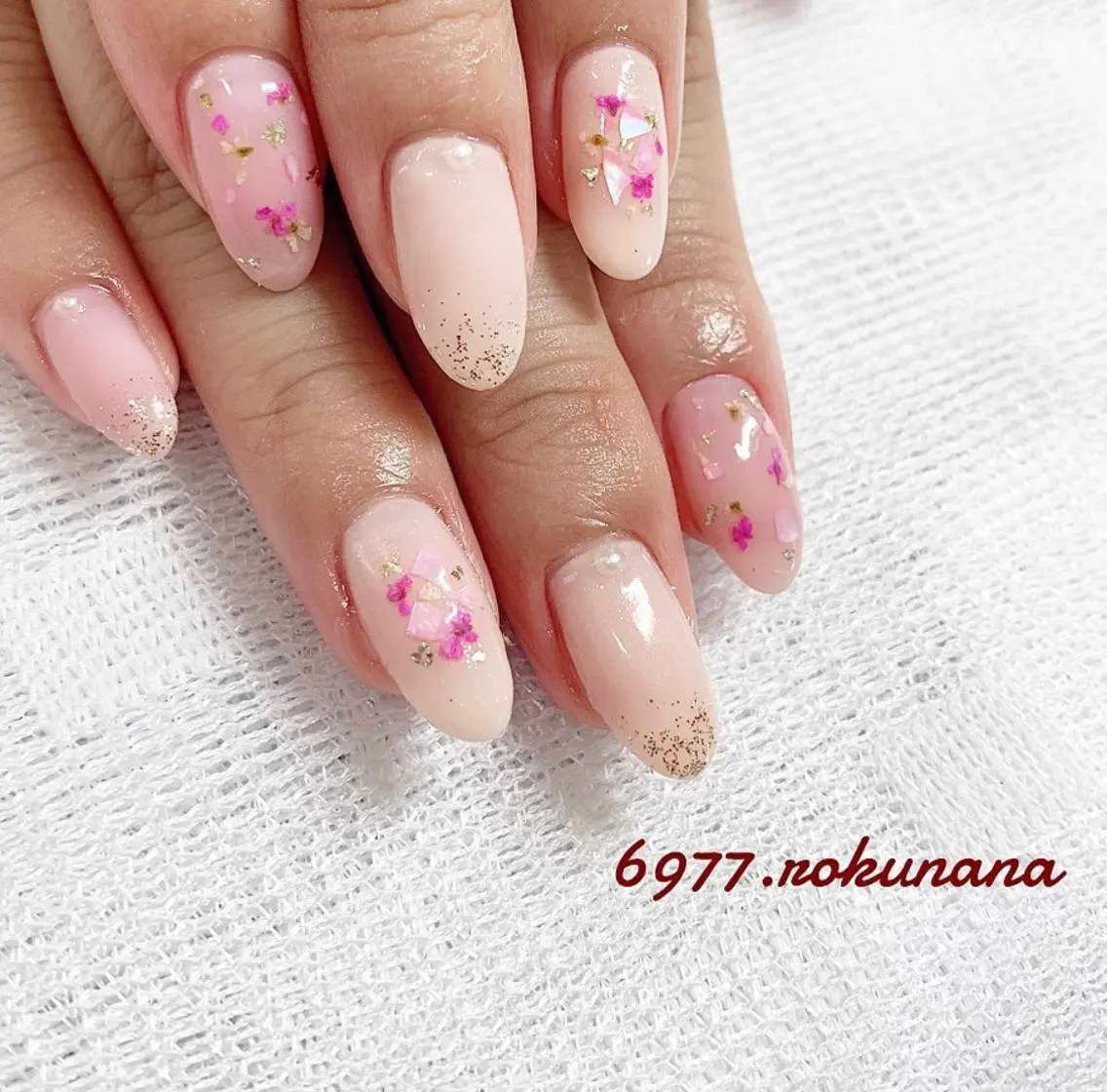 ネイル rokunana 佐野のネイルデザイン